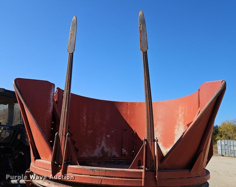 image for item DT7527 Hesston BP25 bale processor