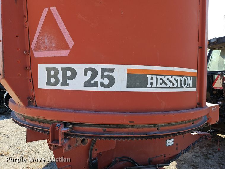image for item DT7527 Hesston BP25 bale processor