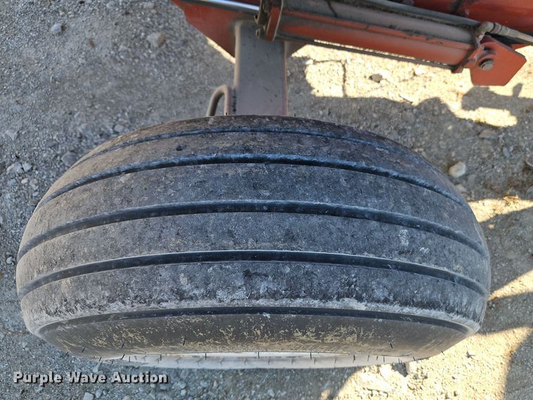 image for item DT7527 Hesston BP25 bale processor