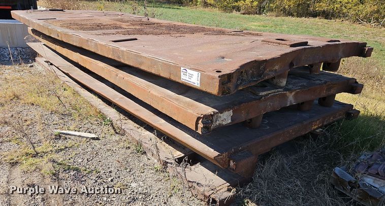 image for item DT7529 (2) shoring boxes 