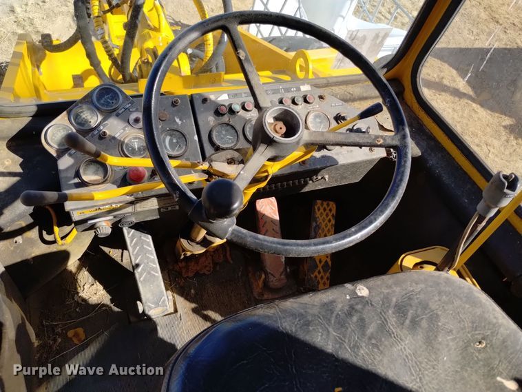 image for item DV6509 1987 Trojan  1500Z wheel loader
