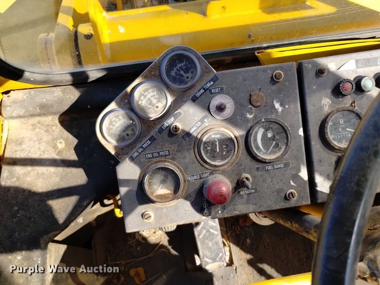 image for item DV6509 1987 Trojan  1500Z wheel loader