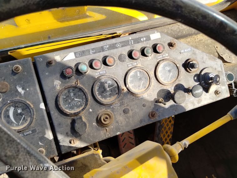 image for item DV6509 1987 Trojan  1500Z wheel loader