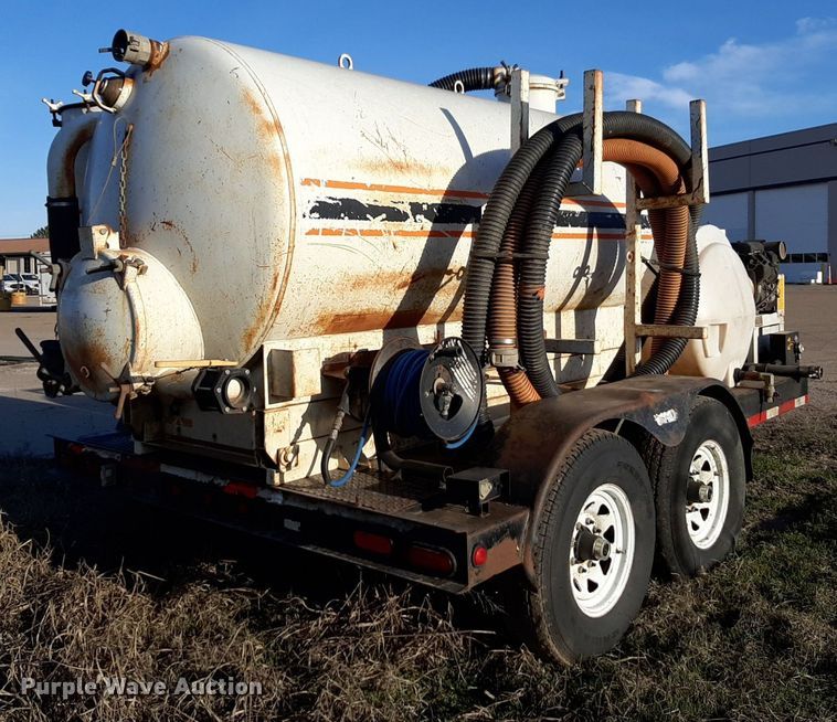 image for item DV9848 2001 Maxley Companies Vacmasters SPV800 vacuum excavator