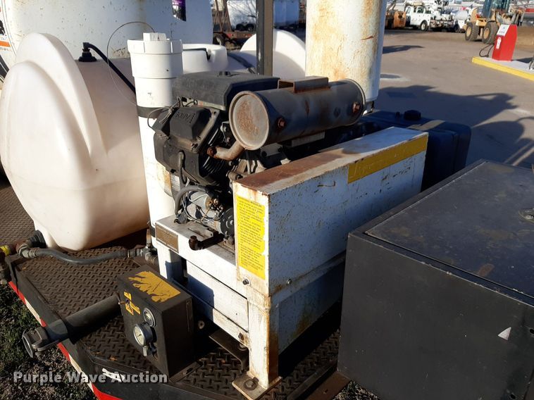 image for item DV9848 2001 Maxley Companies Vacmasters SPV800 vacuum excavator