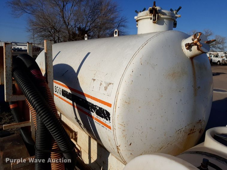 image for item DV9848 2001 Maxley Companies Vacmasters SPV800 vacuum excavator