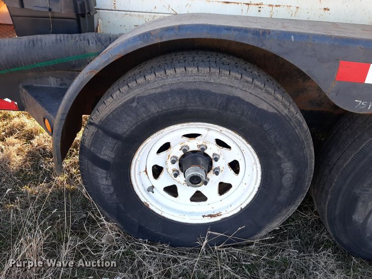 image for item DV9848 2001 Maxley Companies Vacmasters SPV800 vacuum excavator