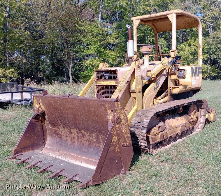 image for item DW0802 Massey Ferguson 300 track loader