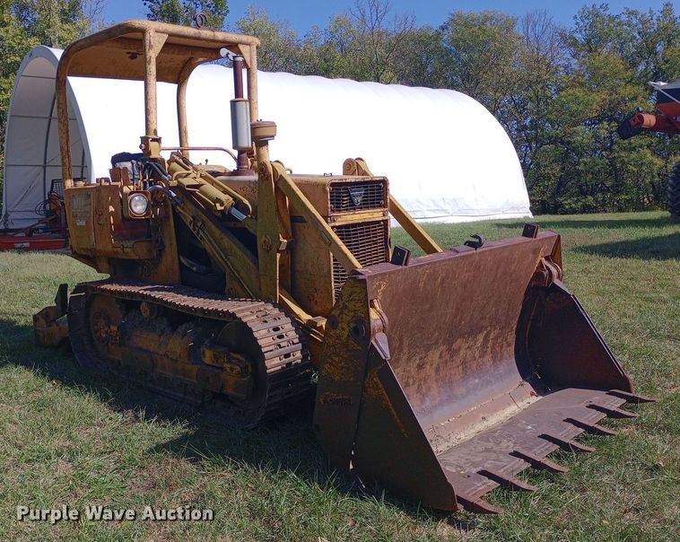 image for item DW0802 Massey Ferguson 300 track loader