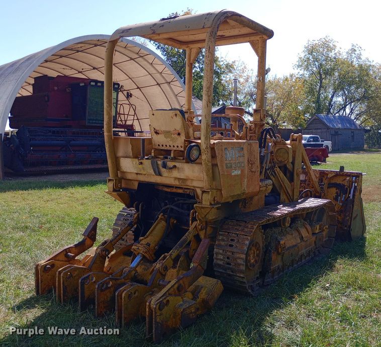 image for item DW0802 Massey Ferguson 300 track loader