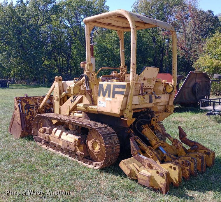 image for item DW0802 Massey Ferguson 300 track loader