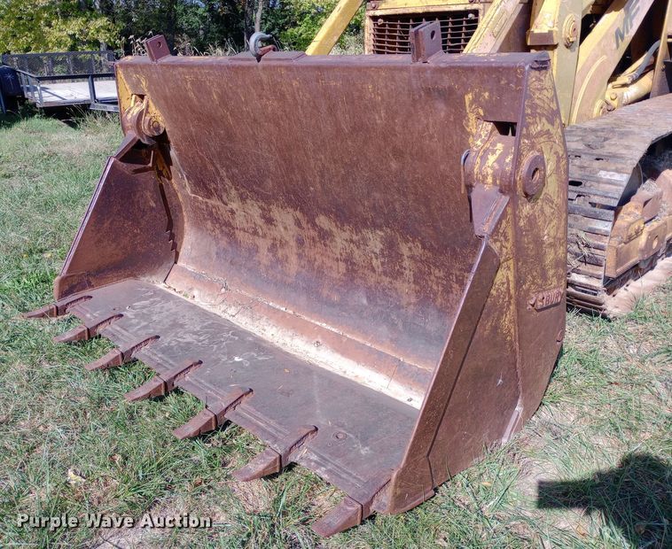 image for item DW0802 Massey Ferguson 300 track loader
