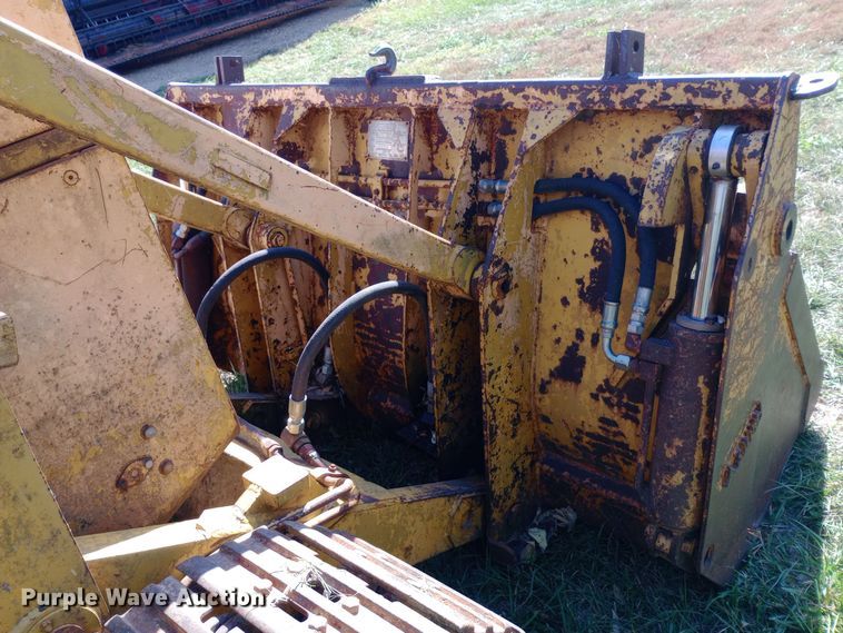 image for item DW0802 Massey Ferguson 300 track loader