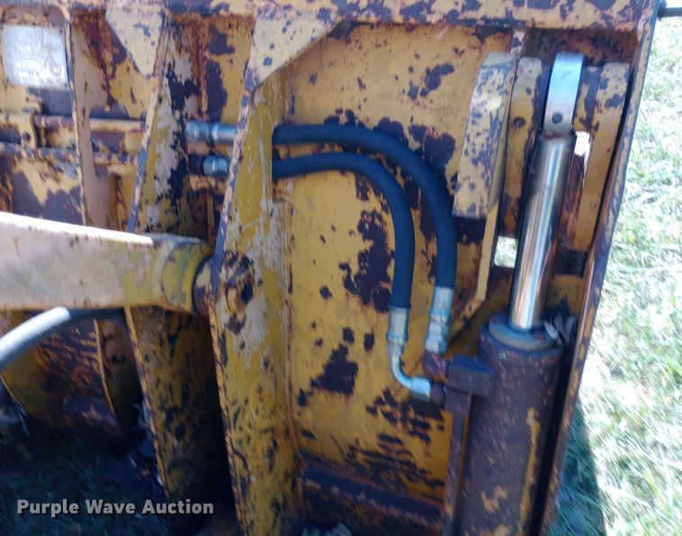 image for item DW0802 Massey Ferguson 300 track loader