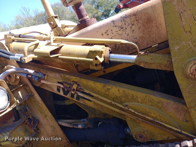 image for item DW0802 Massey Ferguson 300 track loader