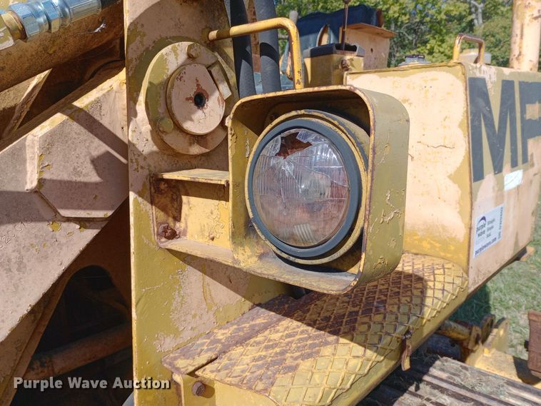 image for item DW0802 Massey Ferguson 300 track loader