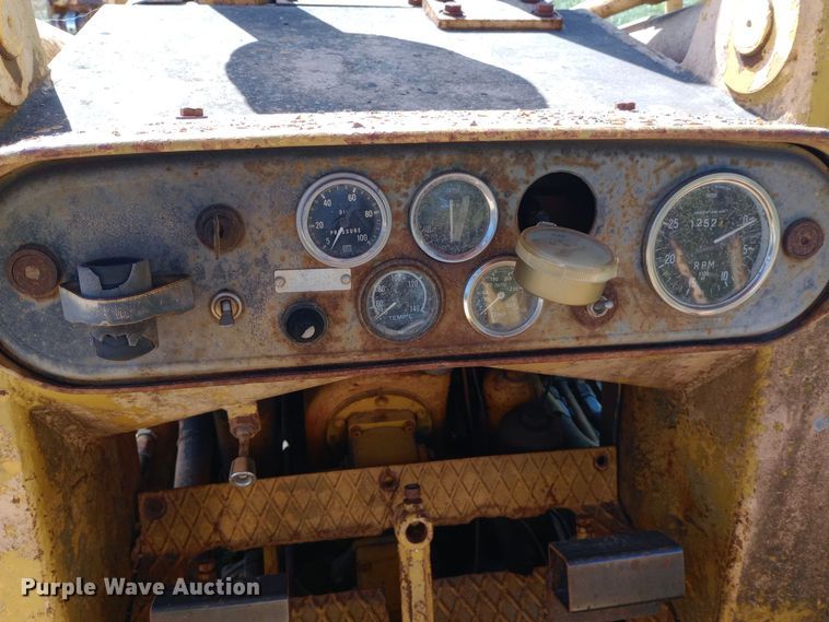 image for item DW0802 Massey Ferguson 300 track loader