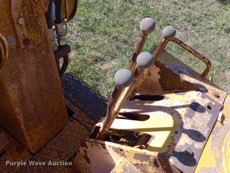 image for item DW0802 Massey Ferguson 300 track loader