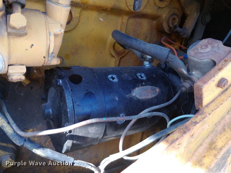 image for item DW0802 Massey Ferguson 300 track loader