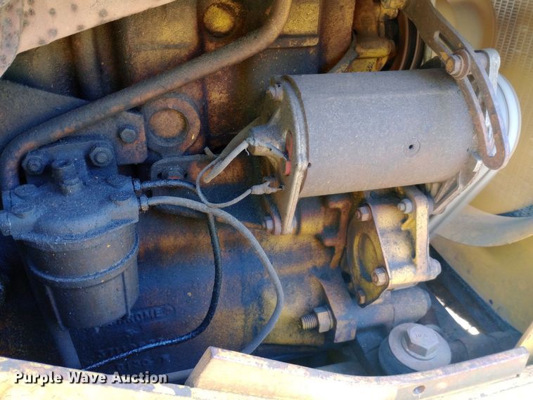 image for item DW0802 Massey Ferguson 300 track loader