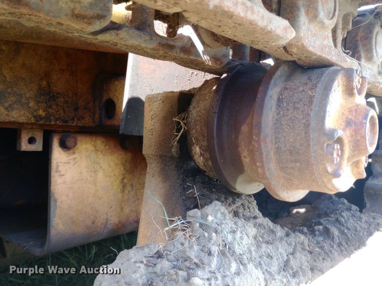 image for item DW0802 Massey Ferguson 300 track loader