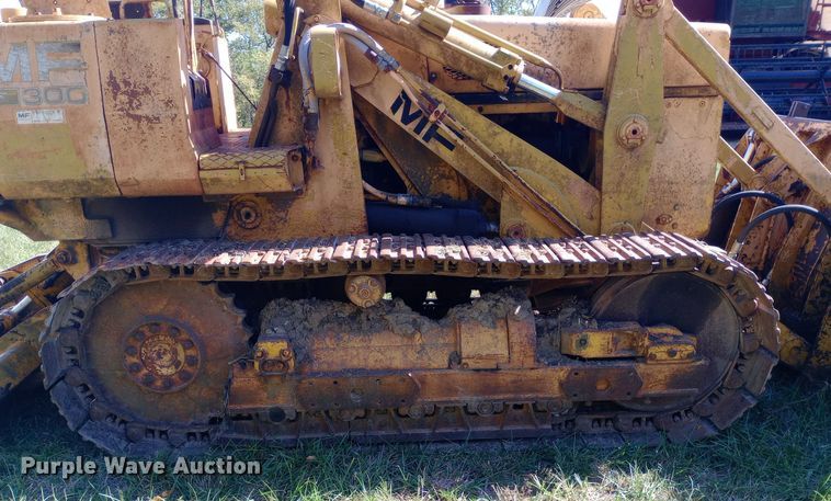 image for item DW0802 Massey Ferguson 300 track loader