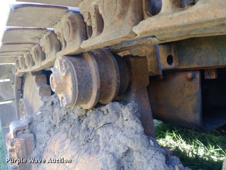 image for item DW0802 Massey Ferguson 300 track loader