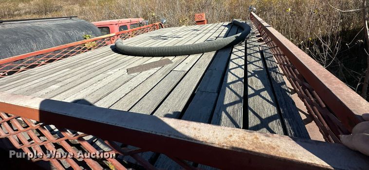 image for item DW2229 1978 Ford F604F fire truck