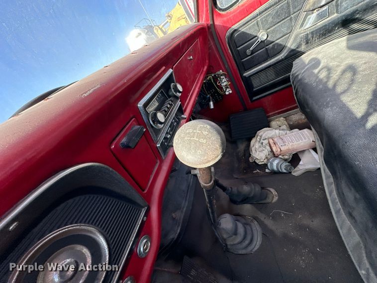 image for item DW2229 1978 Ford F604F fire truck