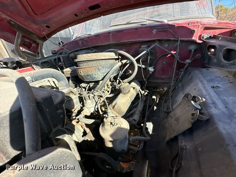 image for item DW2229 1978 Ford F604F fire truck