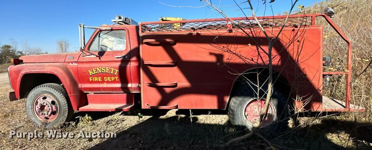 image for item DW2229 1978 Ford F604F fire truck