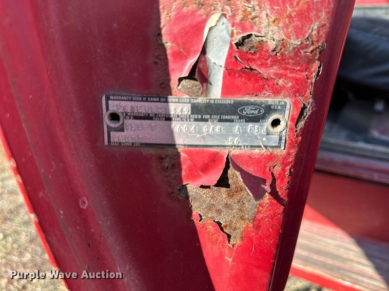 image for item DW2229 1978 Ford F604F fire truck