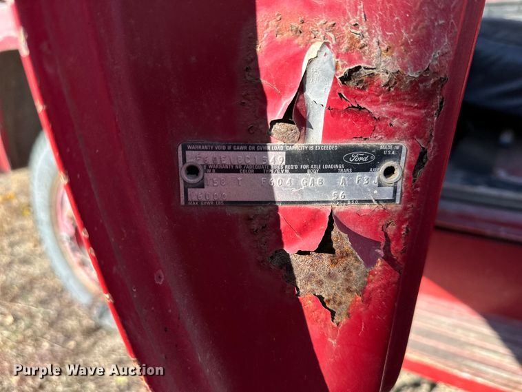 image for item DW2229 1978 Ford F604F fire truck