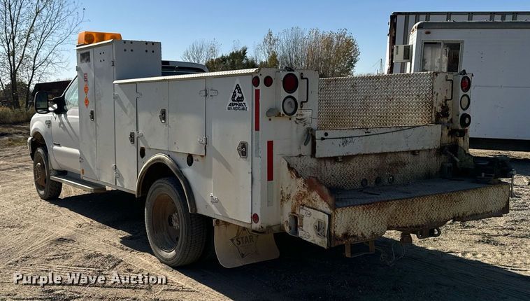 image for item DW2297 2000 Ford F550 Super Duty XL utility / service truck