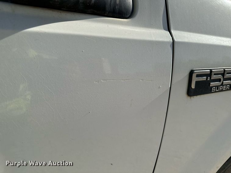 image for item DW2297 2000 Ford F550 Super Duty XL utility / service truck