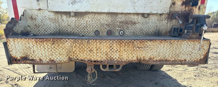 image for item DW2297 2000 Ford F550 Super Duty XL utility / service truck