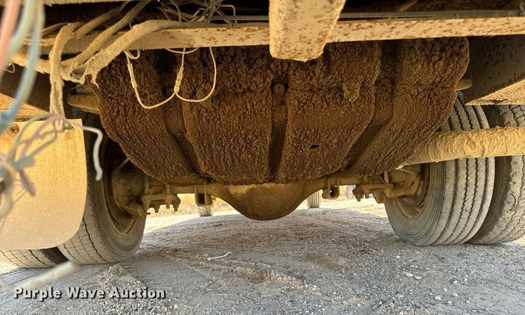 image for item DW2297 2000 Ford F550 Super Duty XL utility / service truck