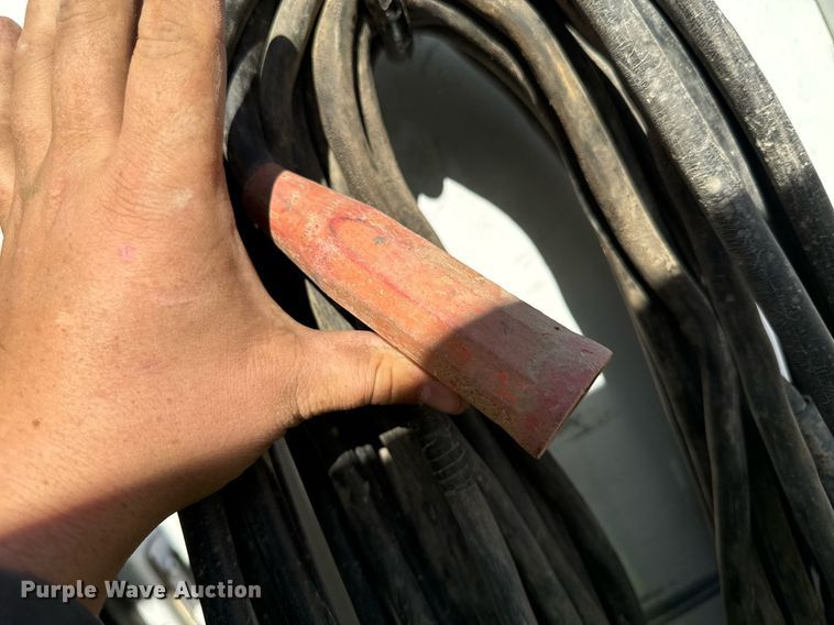 image for item DW2297 2000 Ford F550 Super Duty XL utility / service truck