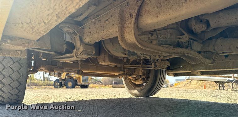 image for item DW2297 2000 Ford F550 Super Duty XL utility / service truck