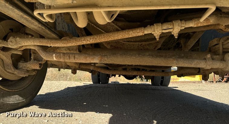 image for item DW2297 2000 Ford F550 Super Duty XL utility / service truck