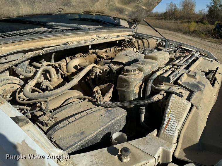 image for item DW2297 2000 Ford F550 Super Duty XL utility / service truck