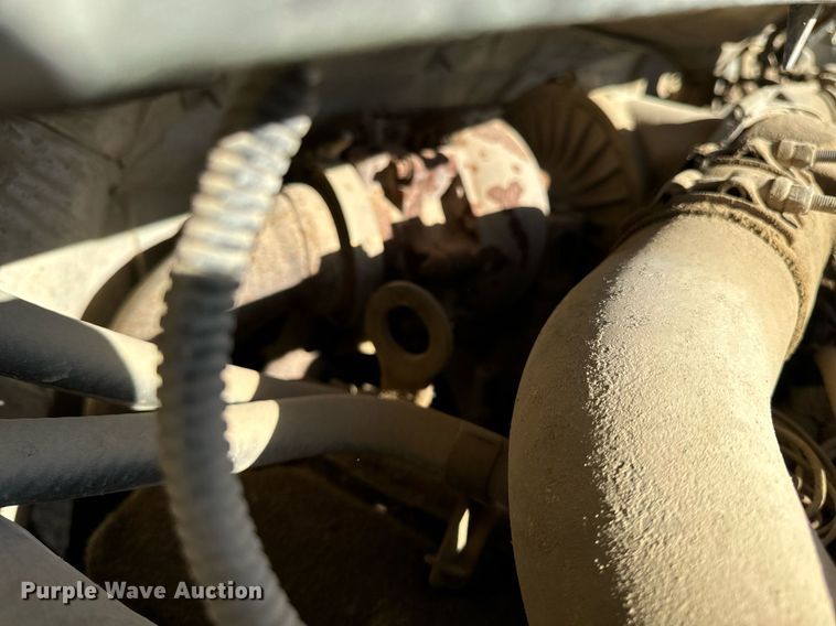 image for item DW2297 2000 Ford F550 Super Duty XL utility / service truck