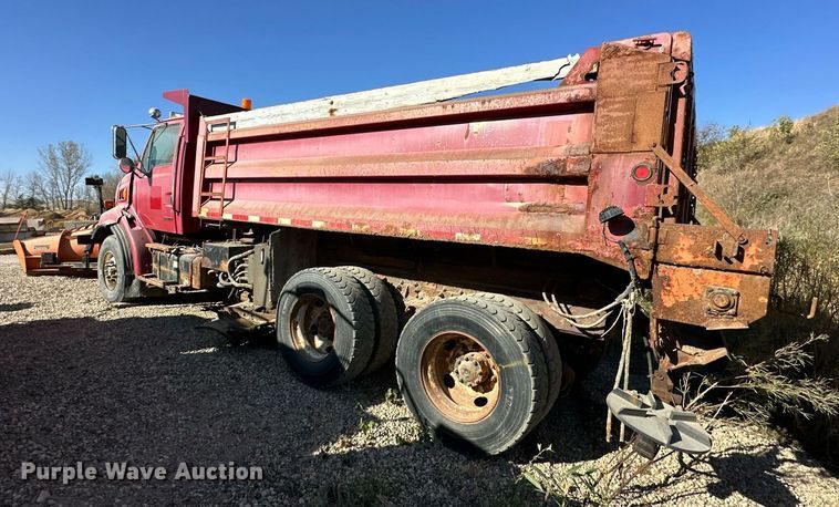 image for item DW2300 2000 Sterling LT8513 dump truck