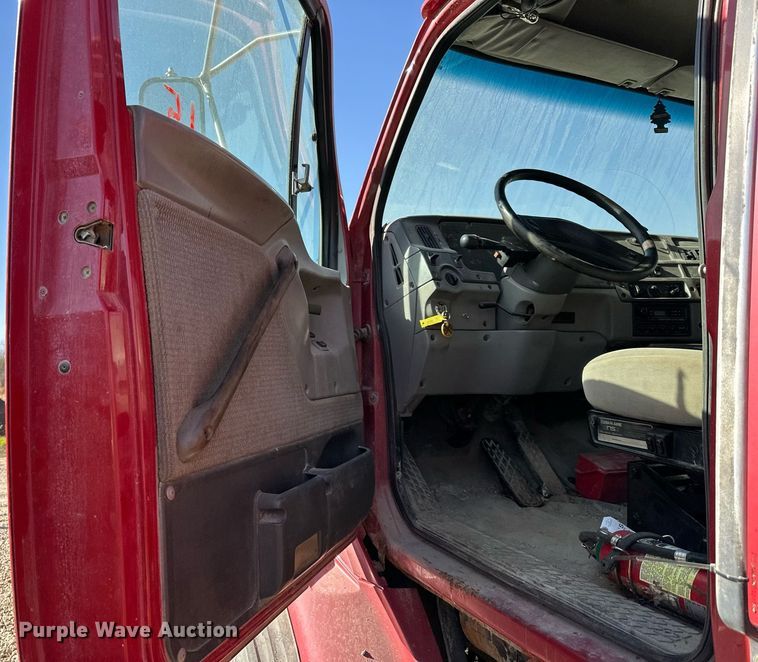 image for item DW2300 2000 Sterling LT8513 dump truck