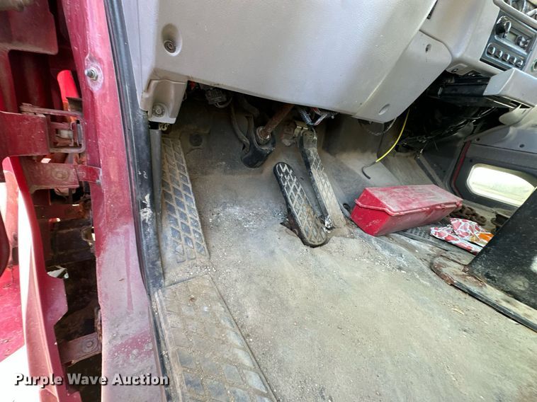 image for item DW2300 2000 Sterling LT8513 dump truck