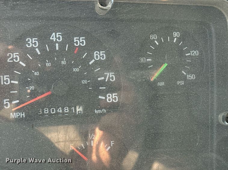 image for item DW2300 2000 Sterling LT8513 dump truck