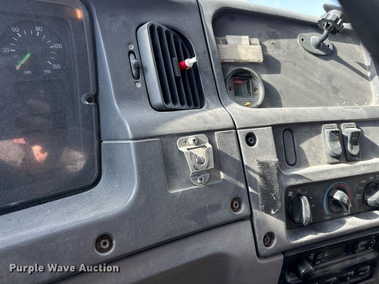 image for item DW2300 2000 Sterling LT8513 dump truck