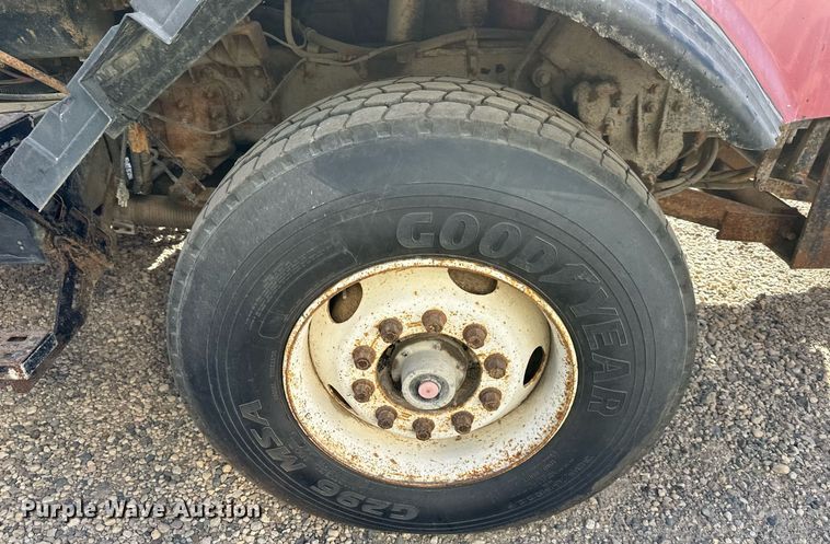 image for item DW2300 2000 Sterling LT8513 dump truck