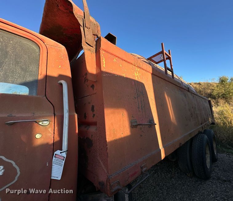 image for item DW2302 1979 GMC Brigadier dump truck
