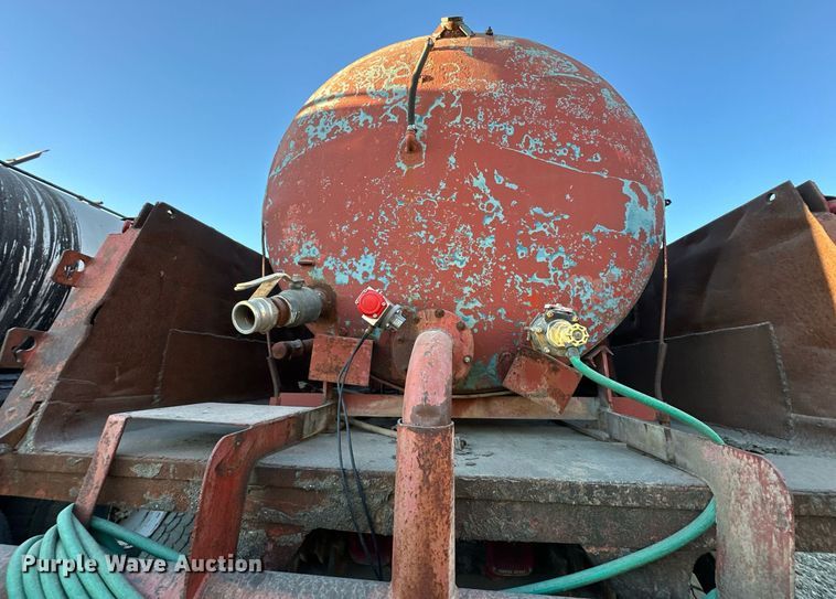 image for item DW2302 1979 GMC Brigadier dump truck